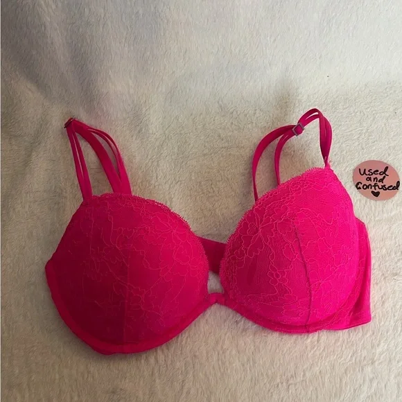 PINK Victoria's Secret Fuchsia Lace Bra - Picture 1 of 6